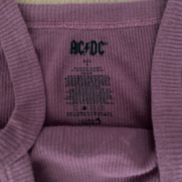 AC/DC crop top - Picture 3 of 3